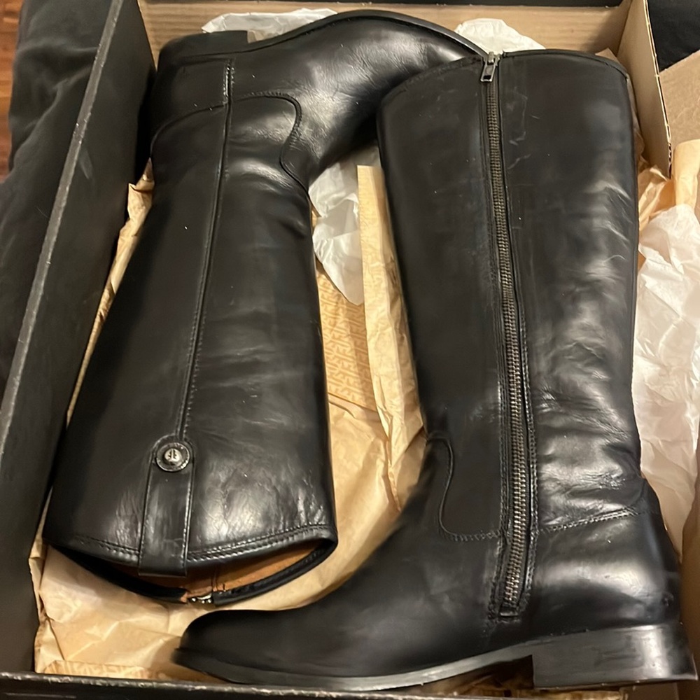 Elegant Black Leather Knee-High Boots